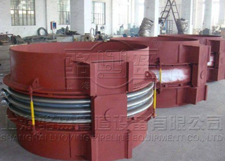 鉸鏈橫向波紋<a href=http://m.leyujiaxiao.com target=_blank class=infotextkey>補(bǔ)償器</a>