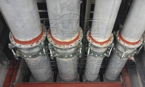 波紋<a href=http://m.leyujiaxiao.com target=_blank class=infotextkey>補償器</a>安裝現(xiàn)場圖